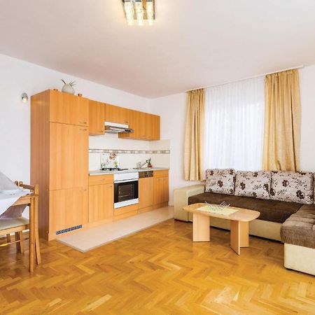Stunning Apartment In Moscenicka Draga Exterior photo